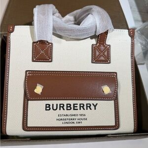 Burberry Canvas Tote Bag Natural GWP